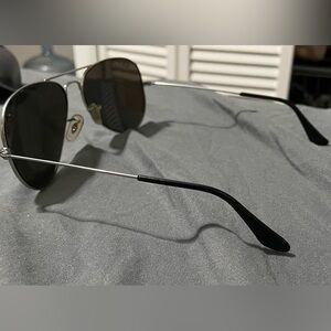 RayBan aviator sun glasses with mirror lenses. Polarized
